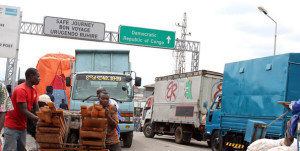  Traders cross from DR Congo into Rwanda at the Bukavu border. The World Bank says inefficiency and corruption at border crossings impose a significant drag on the regional economy, particularly for small traders. PHOTO | FILE  By PAUL REDFERN