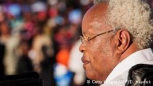 Mgombea urais wa Tanzania kwa tiketi ya CHADEMA chini ya UKAWA, Edward Lowassa.